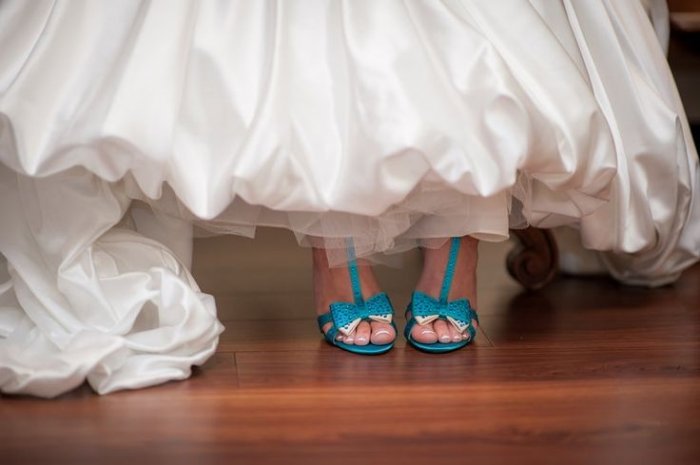 Свадебные туфли для голубой свадьбы