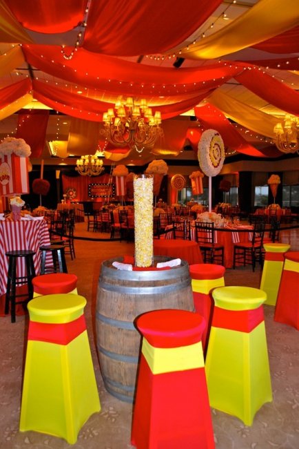 Свадьба цирк в ресторане