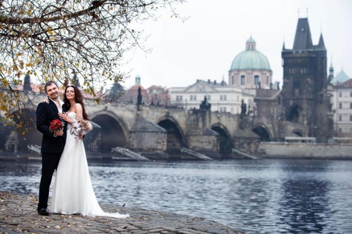 Почему стоит жениться в Праге