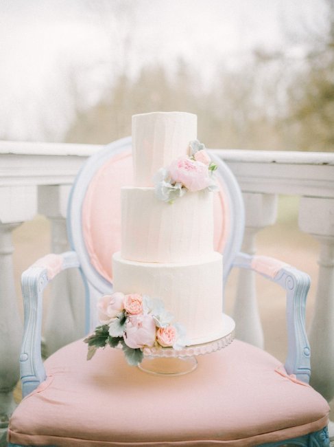 Торт на свадьбу в пастельных оттенках
