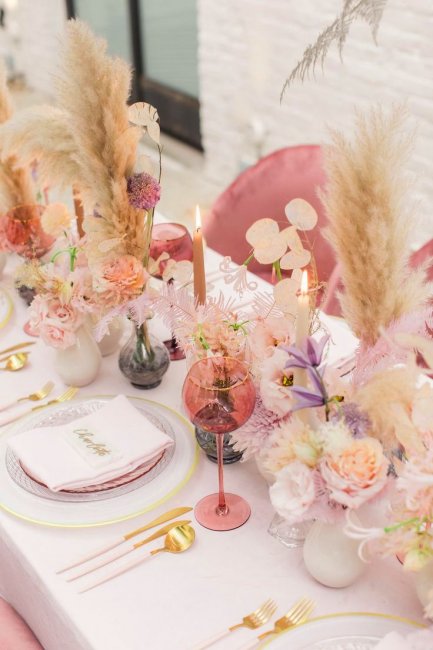 Сухоцветы в декоре свадебного стола