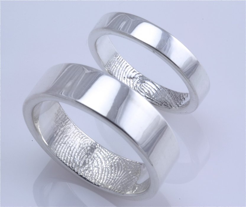 Свадебные кольца с отпечатками пальцев