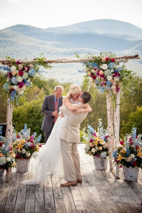 Красивая свадебная арка