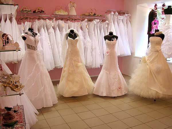 Выбор белого свадебного платья
