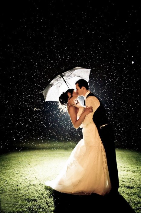Дождь в день свадьбы - это счастливый знак