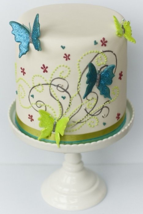 Мини-тортик с бабочками