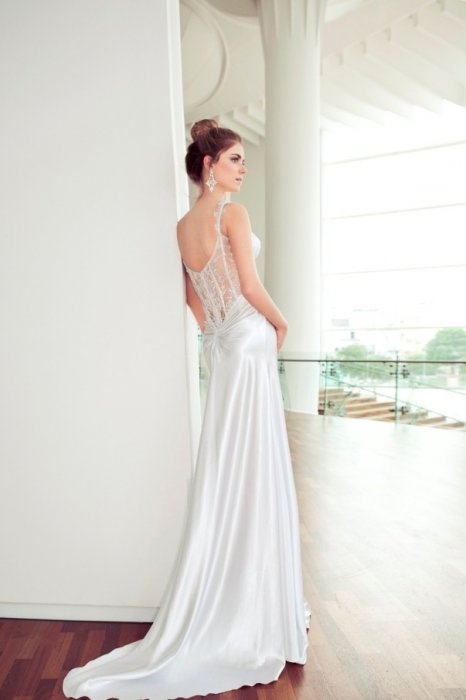 Свадебное платье Nurit Hen (2013 год)