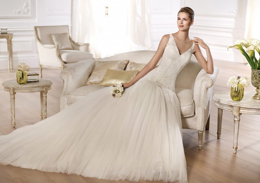 Свадебное платье Oly Pronovias (Glamour 2014)