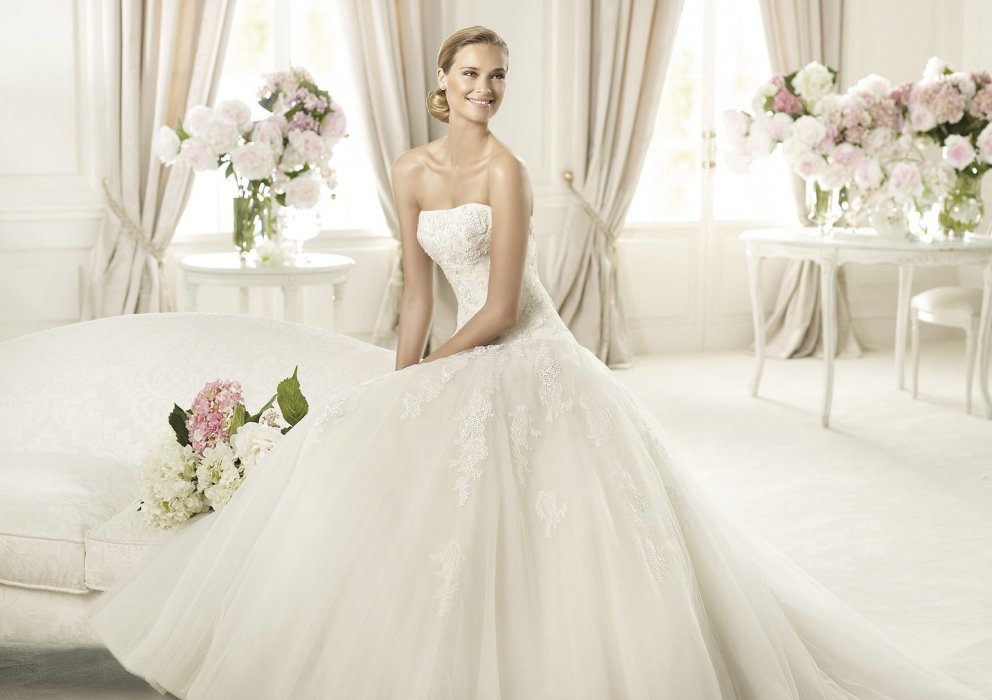 Свадебное платье Barroco Pronovias (Glamour 2014)