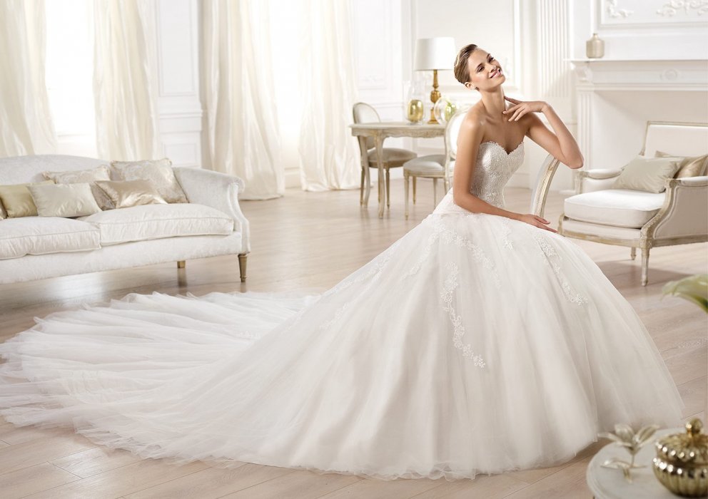 Свадебное платье Ondara Pronovias (Glamour 2014)