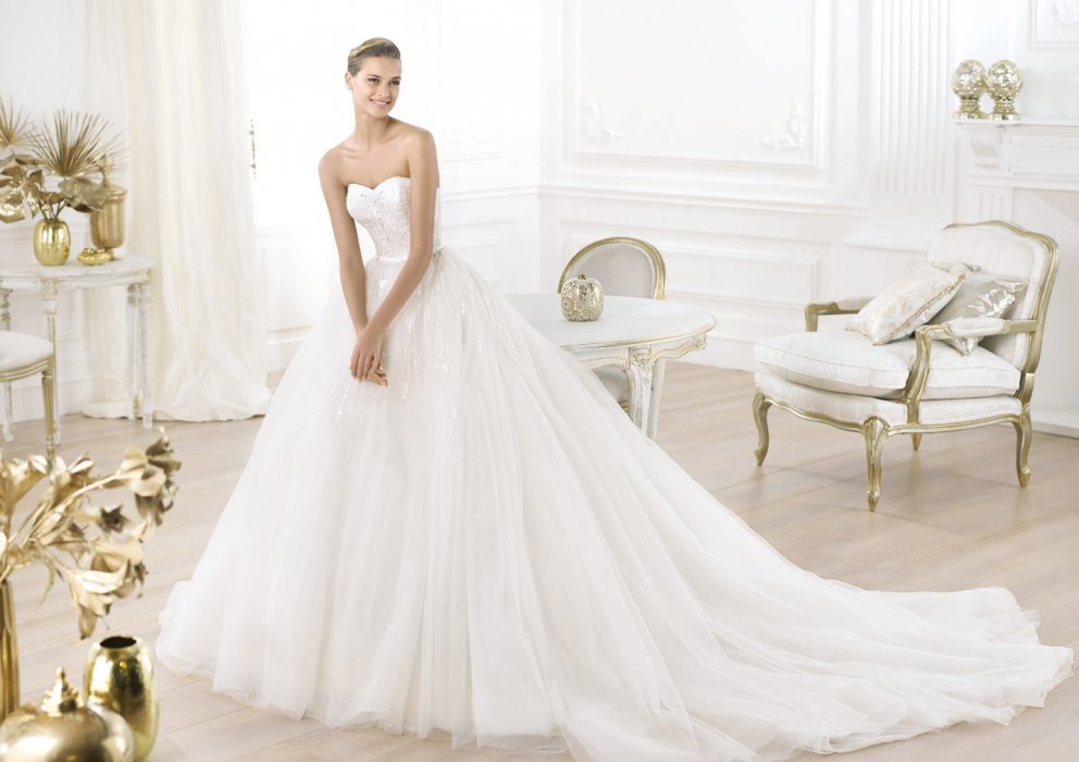 Свадебное платье Layna Pronovias (Glamour 2014)