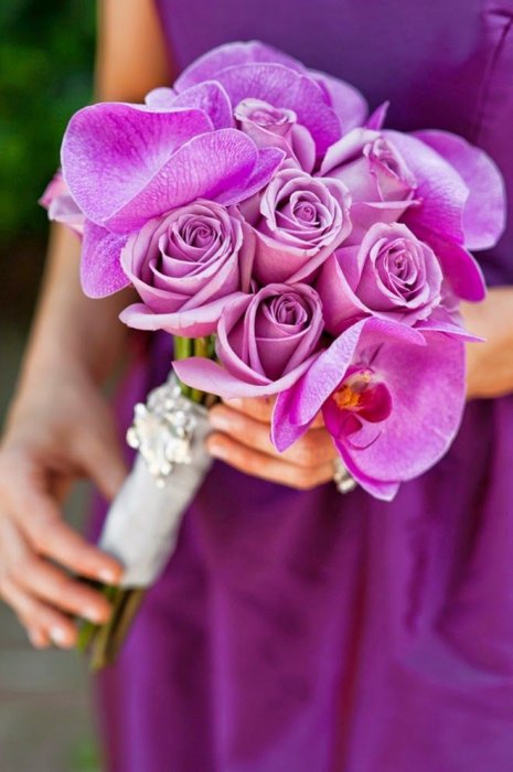 Свадебный букет из орхидей и роз