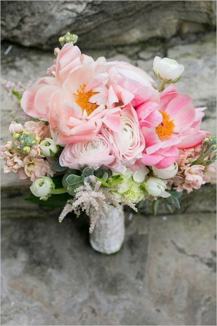 Букет невесты для свадьбы в розовом цвете