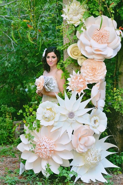 Бумажные цветы в декоре