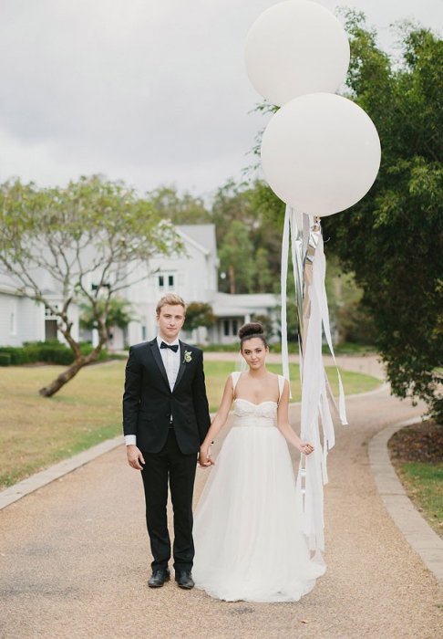 Свадебная фотосессия с воздушными шарами
