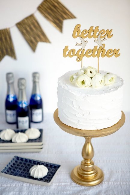Свадебный торт с пожеланиями