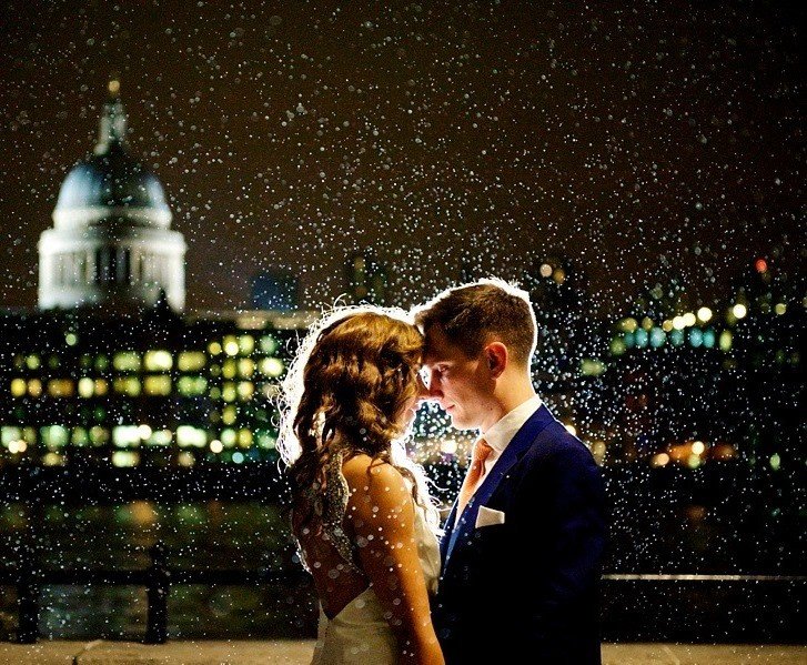 Свадебная фотосессия в дождь