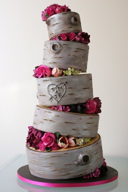 Торт в теме леса для свадьбы