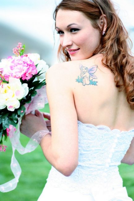 Татуировка у невесты