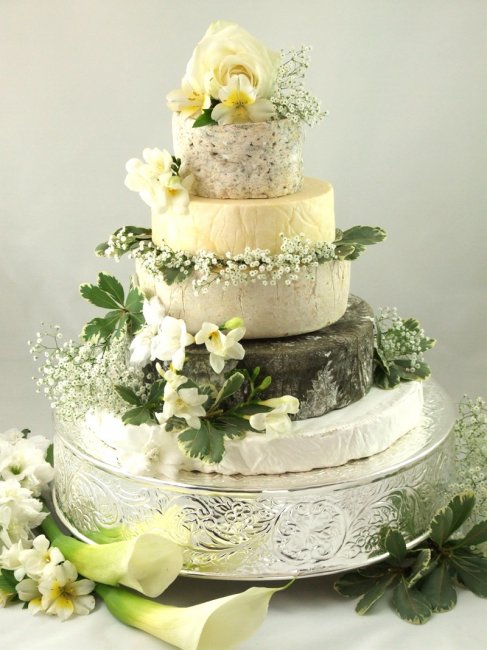 Сырный торт на свадьбу