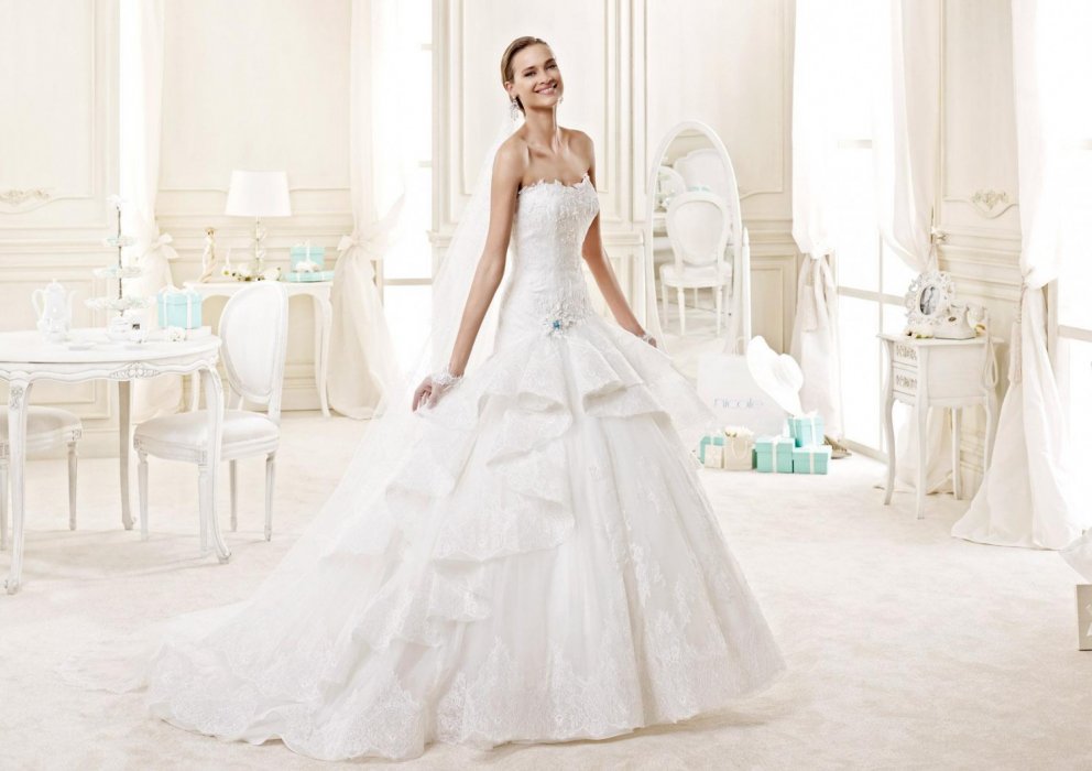 Свадебное платье Deborah от Nicole Fashion Group (2015)