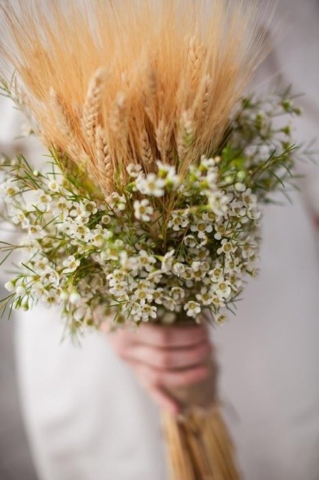 Букет невесты с пшеничными колосками