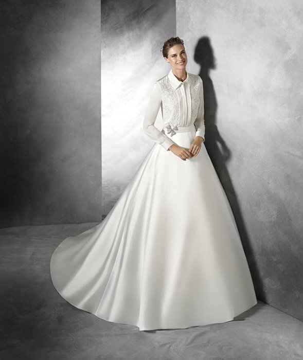 Свадебное платье Besaya от Pronovias (Bridal 2016)