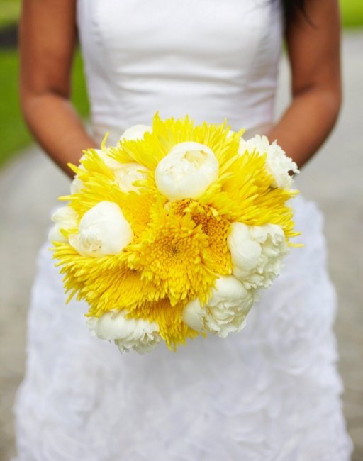 Букет невесты в цвете Buttercup