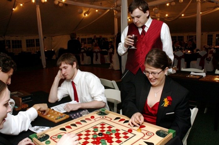 Настольные игры на свадьбу