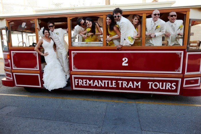 Общественный транспорт на свадьбу