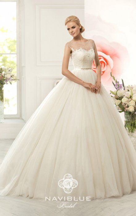 Свадебное платье Dakota от Naviblue Bridal (Brilliance)