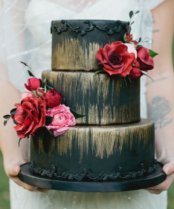 Свадебный торт в черном цвете