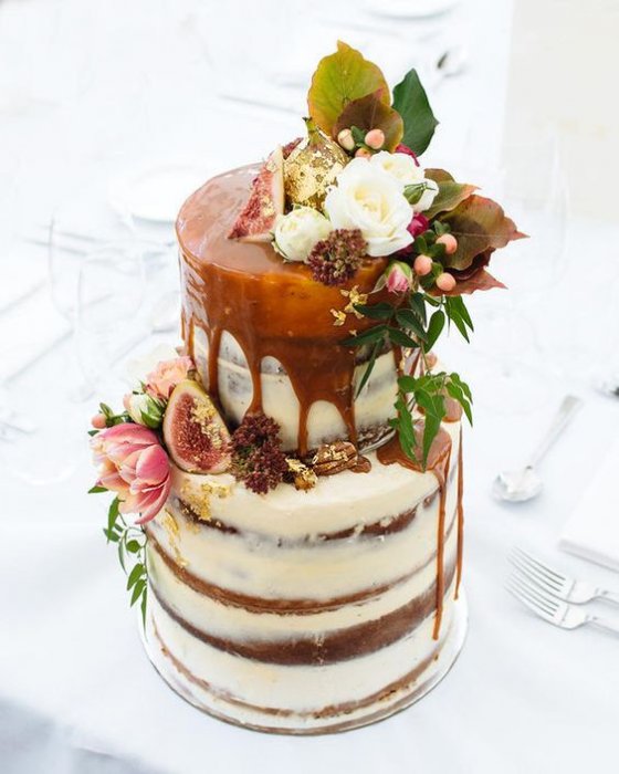 Свадебный торт с инжиром