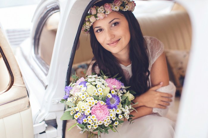Полевые цветы и нежная невеста