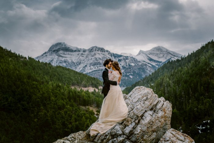Свадьба вдвоем в горах