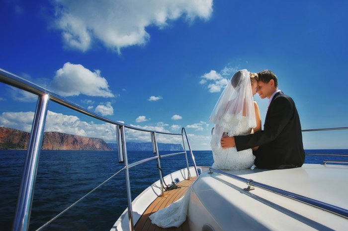 Свадьба для двоих на яхте