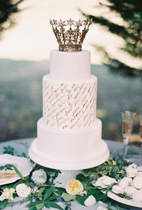 Каллиграфия в дизайне свадебного торта