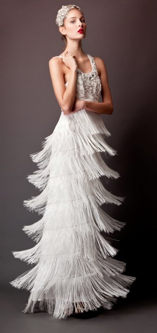 Винтажное платье невесты в ретро-стиле