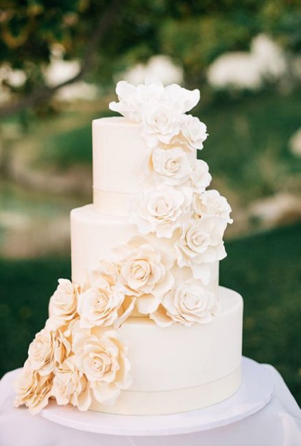 Стандартный свадебный торт