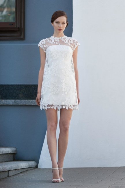 Свадебное платье мини в стиле 60-х годов