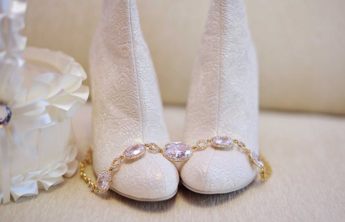 Зимняя обувь невесты