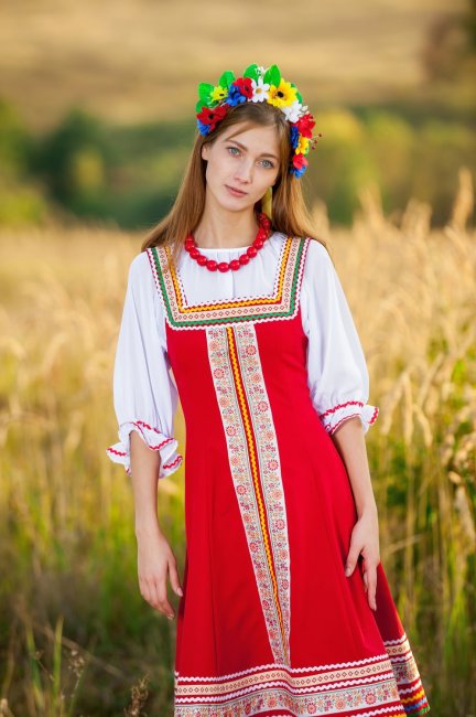 Платье на свадьбу в русском стиле