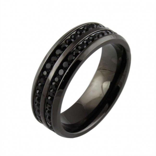 Черное кольцо с черными бриллиантами