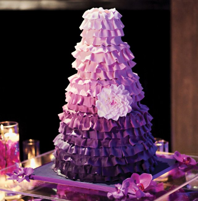 Фиолетовые торт на свадьбу