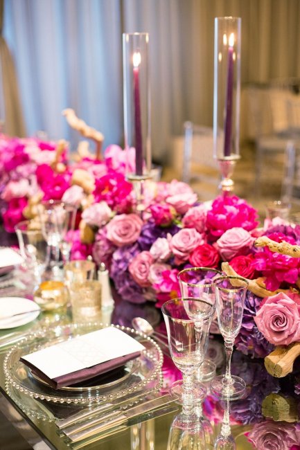 Фиолетово-розовая палитра свадьбы