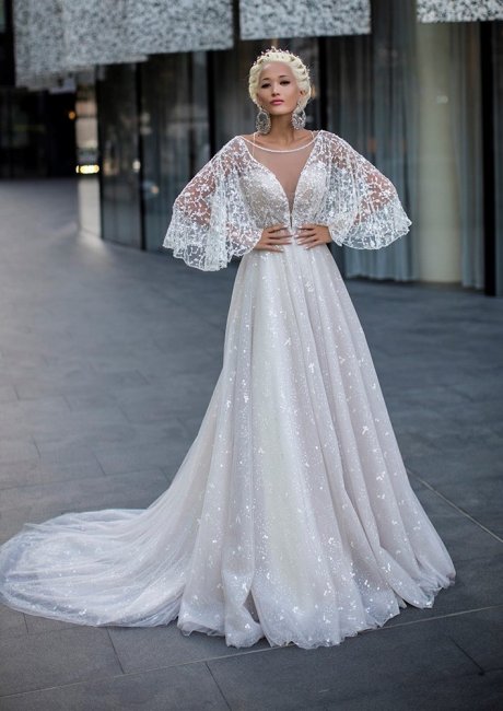 Свадебное платье с рукавами летучая мышь