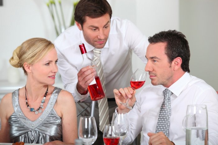 Влияние алкоголя на свадьбе