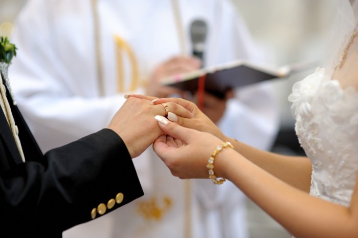 Венчальные кольца для молодых