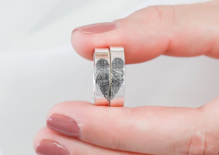 Обручальные кольца с отпечатком пальца