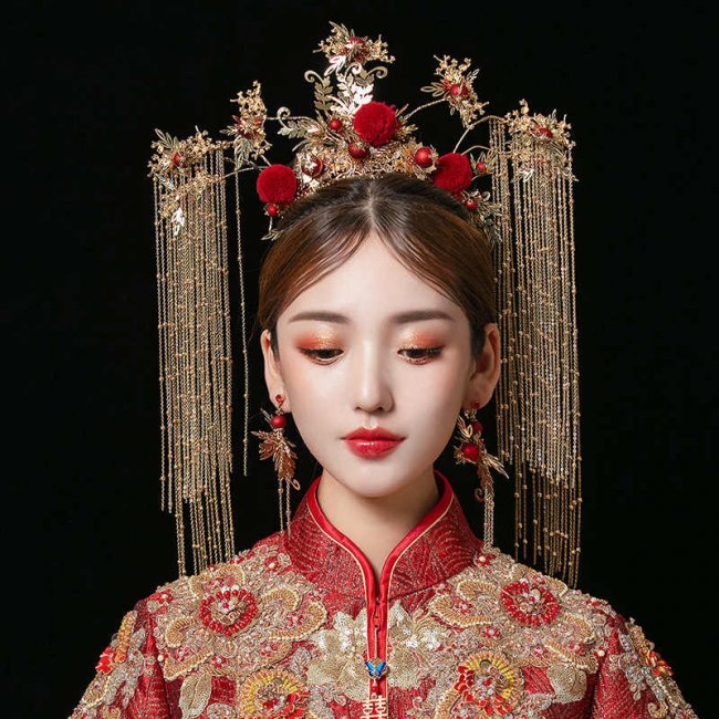 Корона с изображением птицы Феникса для невесты в Китае
